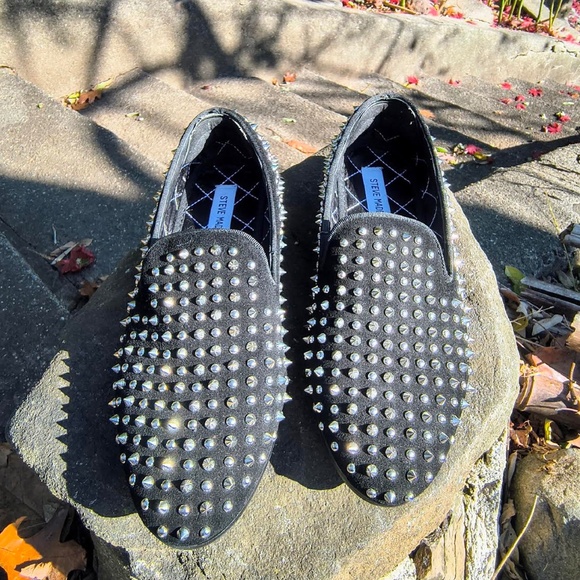 Steve Madden P-Dreemz Black Leather Spike Studded Loafers Men's 7 Women's 9 - Picture 2 of 3